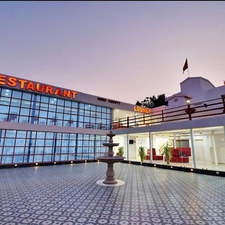 Gods County. Resort & Banquets Tarapith Eksteriør bilde