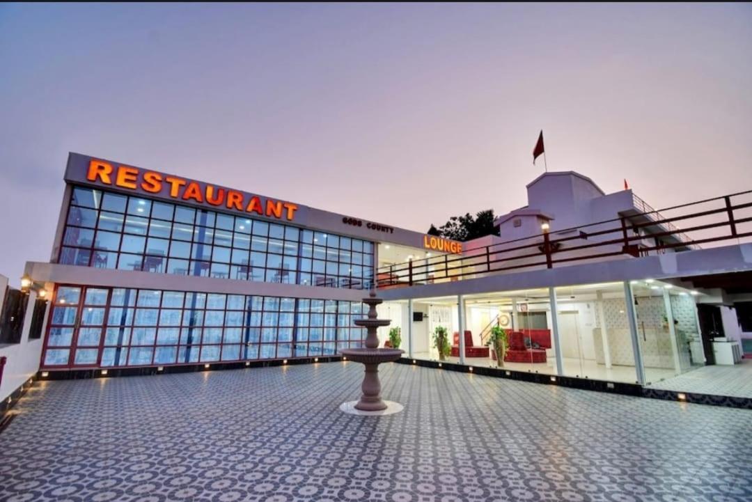 Gods County. Resort & Banquets Tarapith Eksteriør bilde